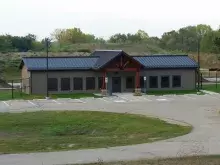 A photo of the registration building at Olofson Range is Des Moines