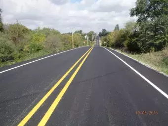 Picture of 100th Avenue finished resurfacing project.