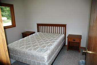 Pine Grove Cabin bedroom 1.