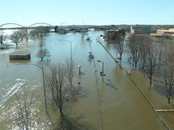 Downtown davenport flooded along the riverfront up to River Drive.