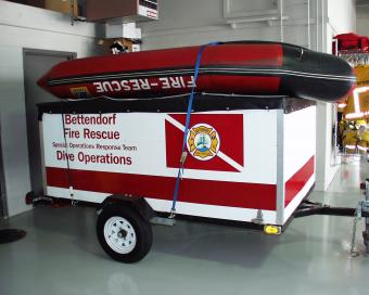 Bettendorf dive operations trailer.