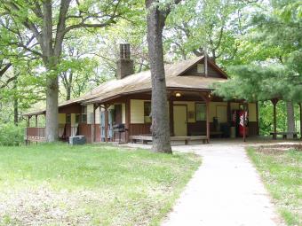 Front view of Redtail Lodge.